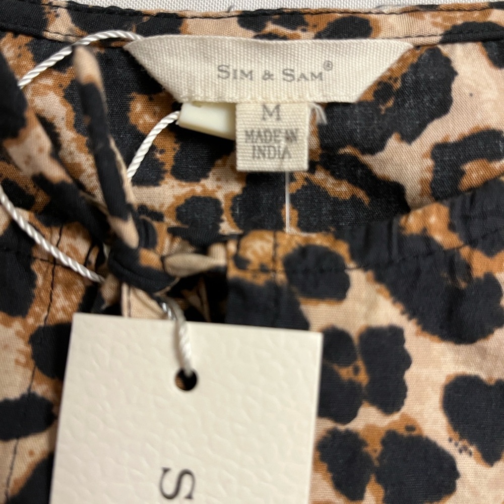 Sim & Sam Leopard Print Women's Tie Up Top Size M NWT - Picture 8 of 10